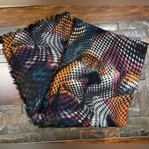 Halogen 100% Wool Modern Fringe Shawl Scarf
